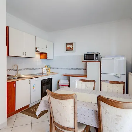 Fuer 6 Personen Mit Panoramablick Aufs By Interhome