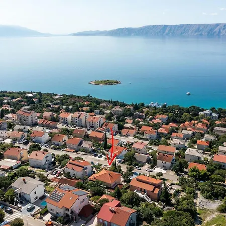 Fuer 6 Personen Mit Panoramablick Aufs By Interhome Apartman Novi Vinodolski