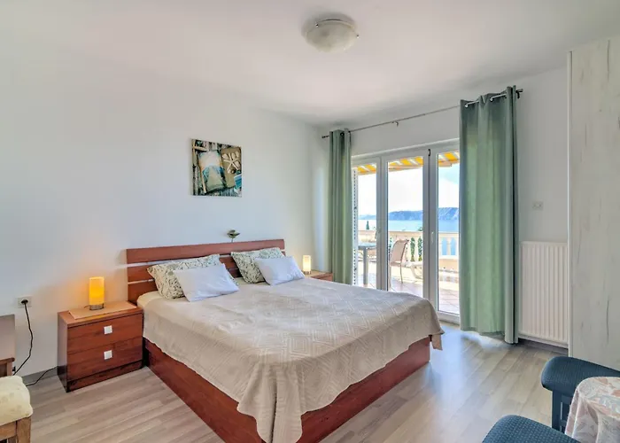 Fuer 6 Personen Mit Panoramablick Aufs By Interhome *