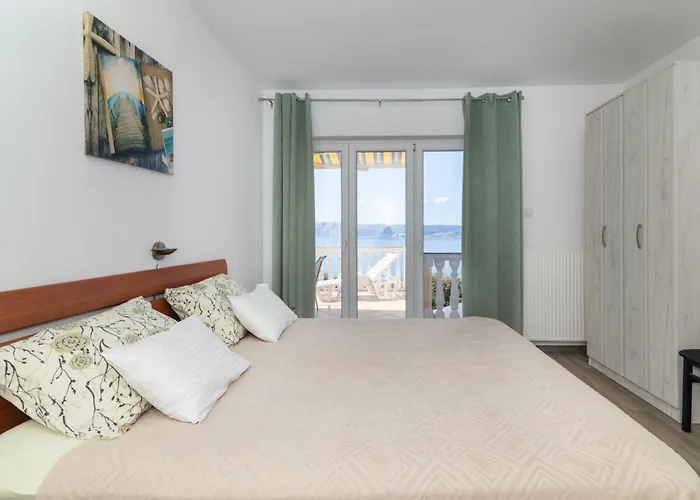 Fuer 6 Personen Mit Panoramablick Aufs By Interhome Novi Vinodolski