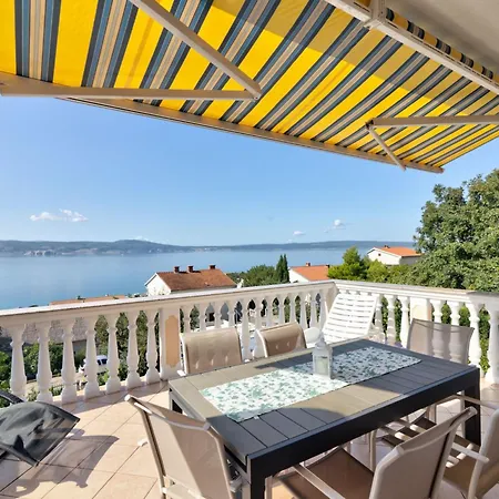 Apartamento Fuer 6 Personen Mit Panoramablick Aufs By Interhome Novi Vinodolski